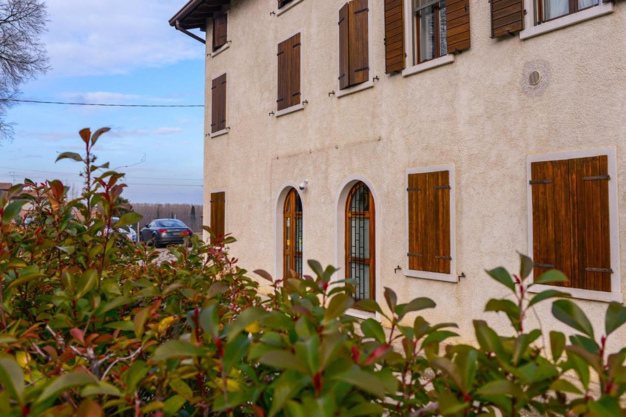 Loft Free Parking Agli Ulivi Moderno E Spazioso Peschiera del Garda Exterior photo