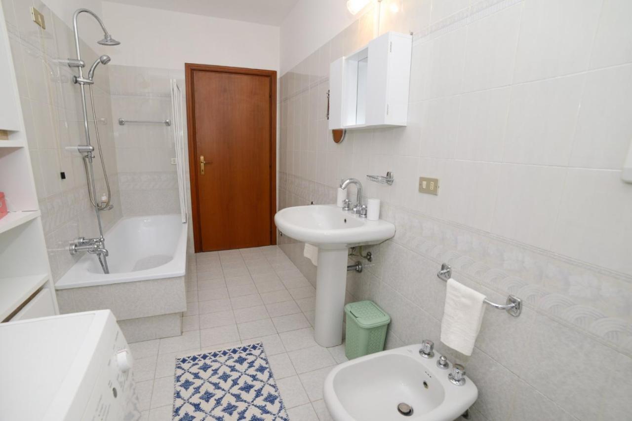 Loft Free Parking Agli Ulivi Moderno E Spazioso Peschiera del Garda Exterior photo
